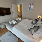 Hanza Tower Stett-inn Business &