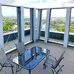 Hanza Tower Stett-inn Business & *