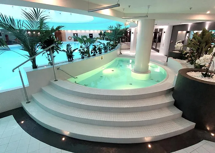 Hanza Tower Stett-inn Business & Apartment *