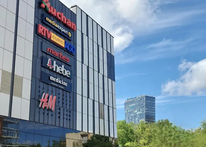 Hanza Tower Stett-inn Business & 아파트