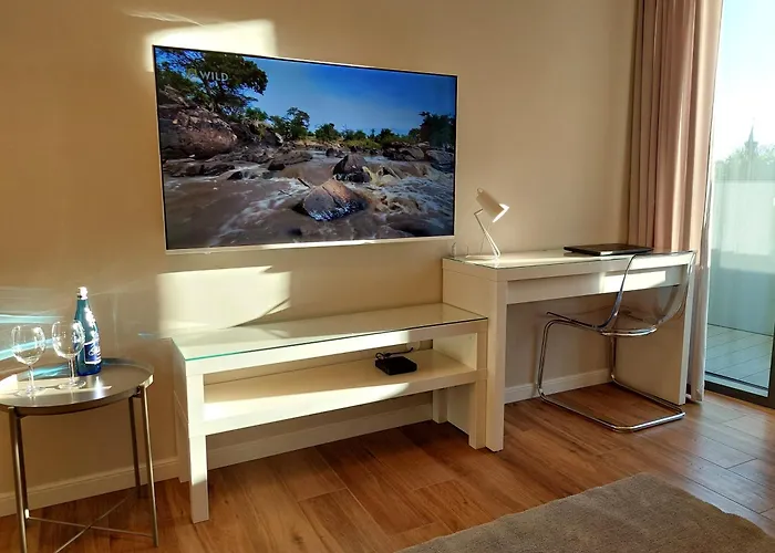 Hanza Tower Stett-inn Business &